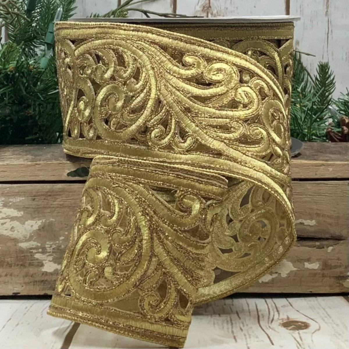 Metallic Scroll Garland