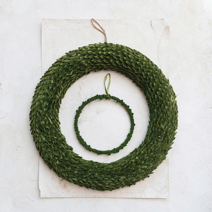 Flocked Foam Berry Wreath